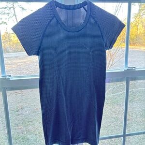 Lululemon Women's Blue Striped Dress